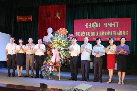 Đại biểu dự Hội thi học viên học giỏi lý luận chính trị năm 2018.